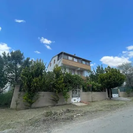 Villa Guenluek Kiralik Esyali *