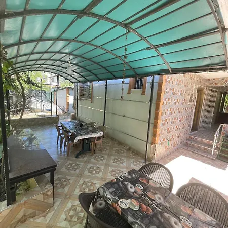 Guenluek Kiralik Esyali Villa