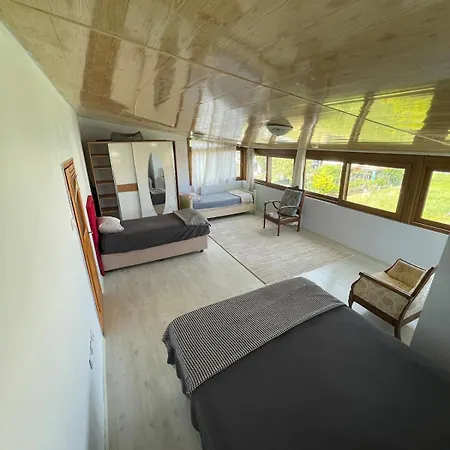 Guenluek Kiralik Esyali Villa *